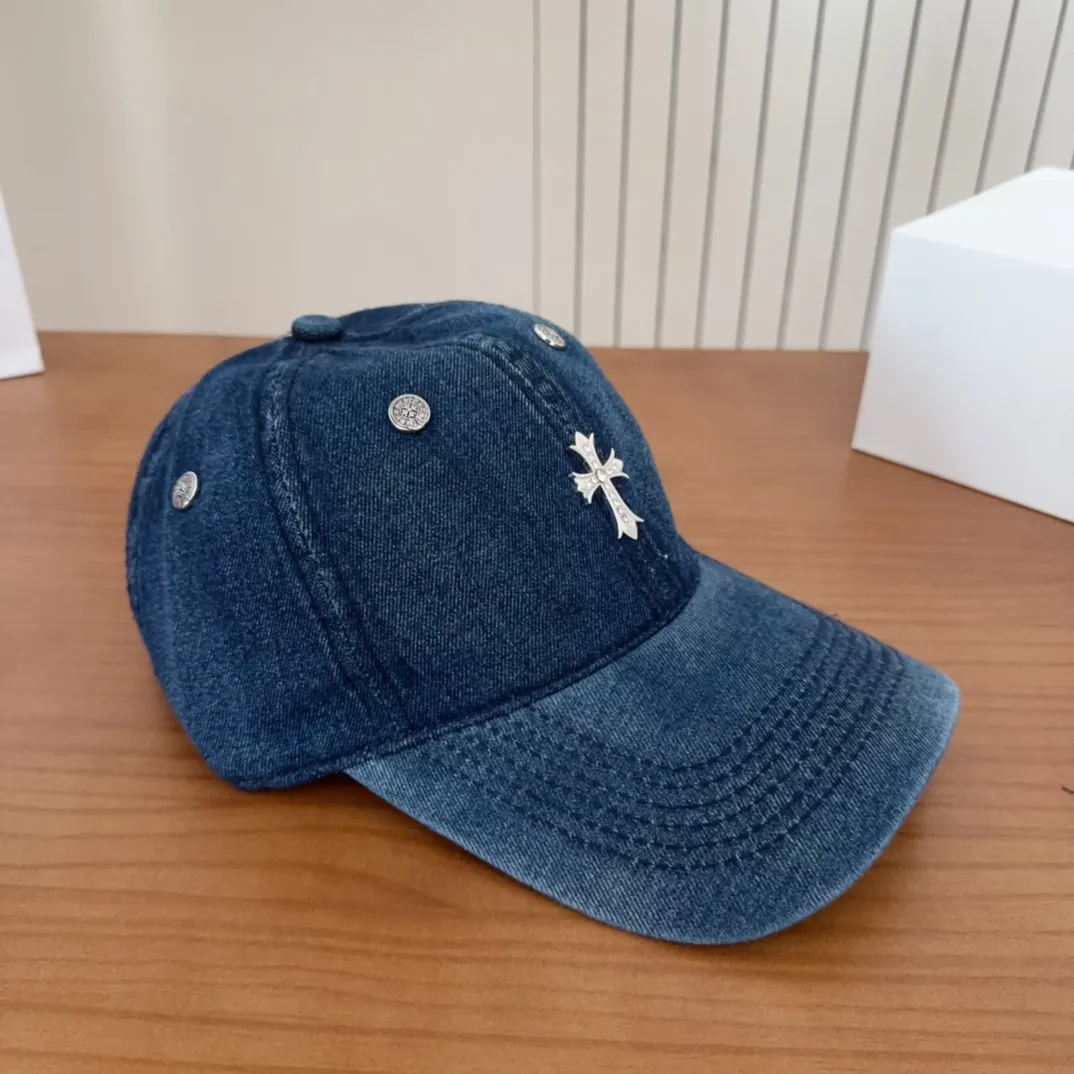 💰60 Chrome Hearts 💓Early spring Korean style fashion retro distressed hole hat wear design versatile baseball cap peaked cap